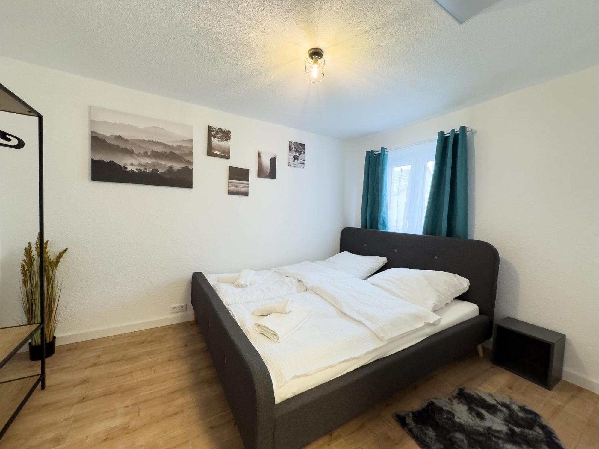 Klassen Apartments! Stadtnahes Ferienhaus* Mit Terrasse In Aulendorf * Fuer 6-8 Personen ภายนอก รูปภาพ